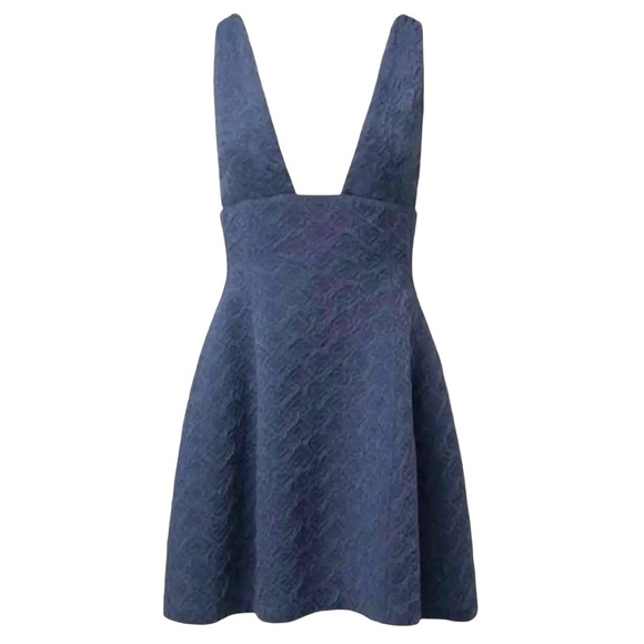 NWT WeWoreWhat V Neck Textured Mini Dress - Picture 3 of 9